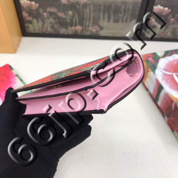 グッチ財布 レプリカ背面デザイン